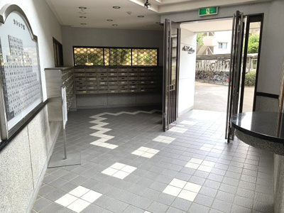 【エントランス】 | フラワータウン・アミル21　カトレア館 | 綺麗に管理されたエントランス♪