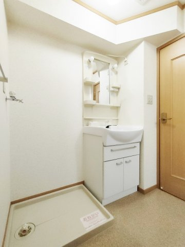 エヴァーグリーンの独立洗面台