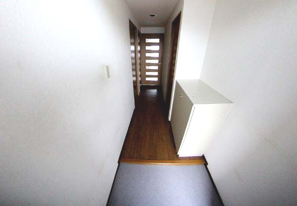 龍の樹マンションの玄関|きれいな玄関です
