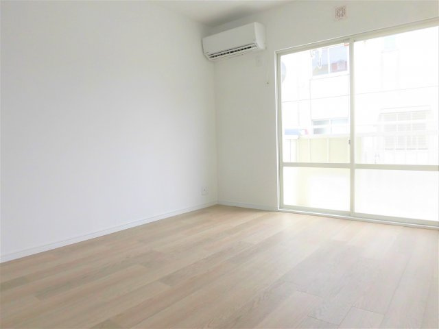 ドリームフォレスト楽田の洋室