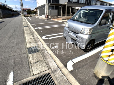 【駐車場】 | ルミエール幸田 | 車をお持ちの方に嬉しい駐車場付きの物件です