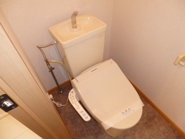 ニューシティくらしきのトイレ|シャワー付きトイレ