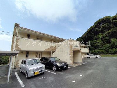 【駐車場】 | グランドガーデンツインステージ