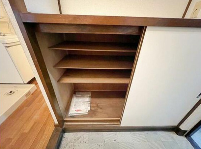 【玄関】 | タイヨーハイツ | シューズボックスのある玄関です