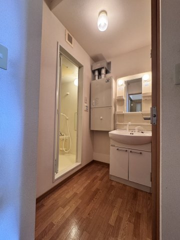 ヒーローマンション･クラシコの玄関