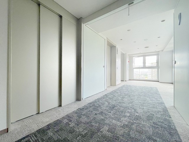 パークフィールドみさとテラ・ウエスト　4街区2号館のその他共用部分|エレベーター前の写真になります。