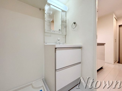 【独立洗面台】 | リヴェール | 独立洗面台あり、毎朝おしゃれに忙しい女性の方におすすめです