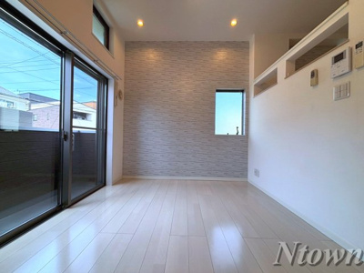 【居間・リビング】 | ミリオン中村本町 | ゆったりとしたリビングです