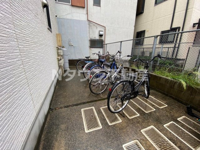 【その他共用部分】 | FELICEⅥ | 自転車置き場です