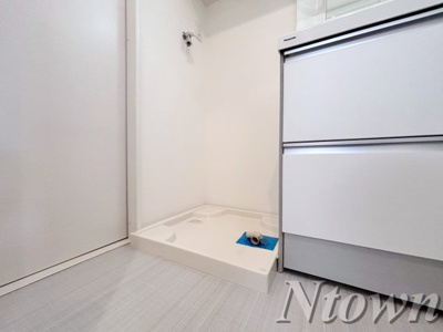 【設備】 | ウエストゼロ | 洗濯機置き場です