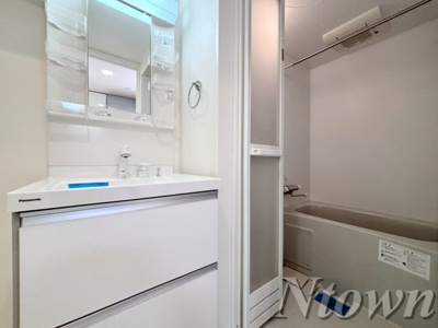 【洗面所】 | ウエストゼロ | 脱衣スペースもあります