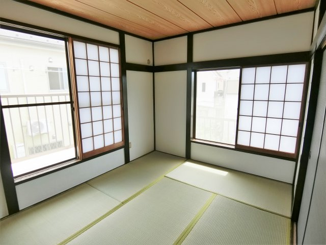 山武市松尾町八田貸家の和室