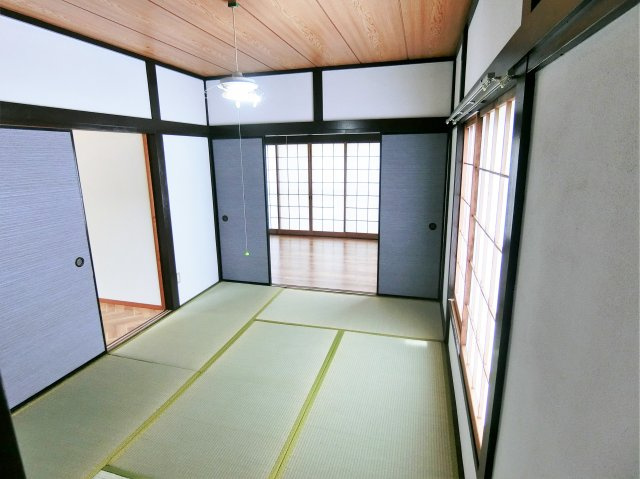 山武市松尾町八田貸家の和室