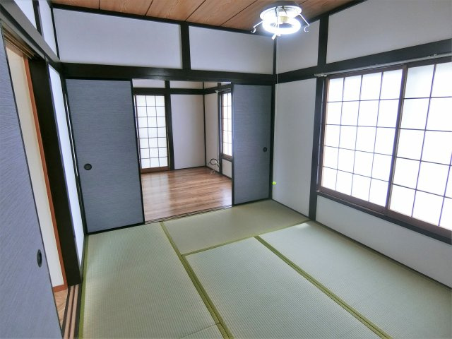 山武市松尾町八田貸家の和室