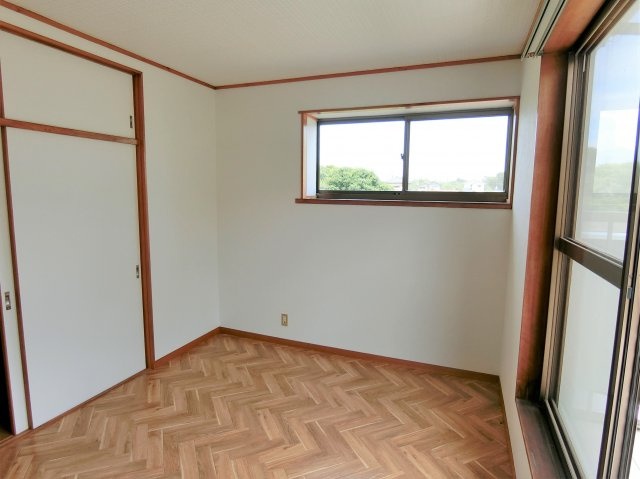 山武市松尾町八田貸家の内装