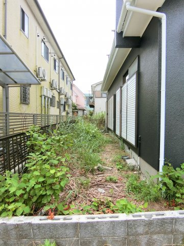 山武市松尾町八田貸家の庭