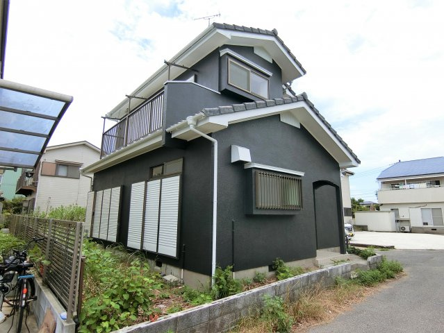 山武市松尾町八田貸家の外観