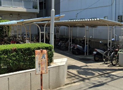 【周辺】 | 南堀江第二スカイハイツ | ◆駅徒歩３分！イオンモール徒歩５分と、住みやすい住環境♪
◆便利な浴室乾燥機
◆安心の設備保証付き♪