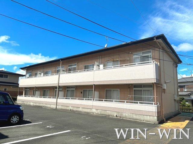 サンヒルズ鷹丘 Cの外観