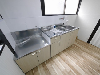 【キッチン】 | 下谷上猪ころび戸建　B | きれいなキッチンです