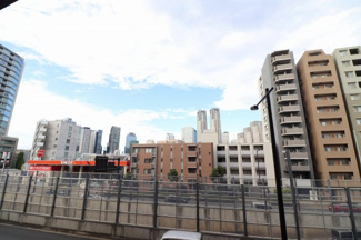【展望】 | 窓からは都庁を望みますので、都心を感じます。