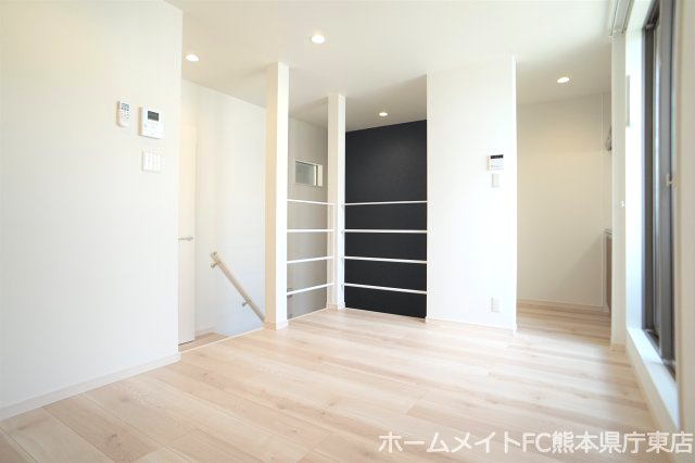 熊本市中央区国府４丁目のアパートの居間・リビング