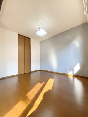 【洋室】 | THE RITZ