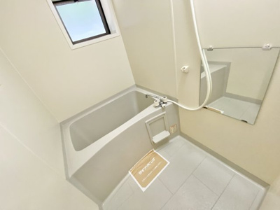 【浴室】 | THE RITZ