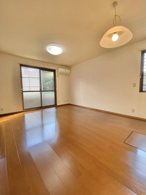 【居間・リビング】 | THE RITZ