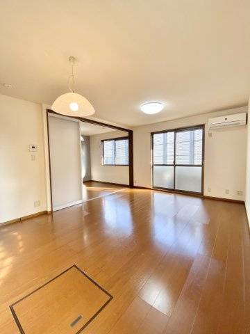 【居間・リビング】 | THE RITZ