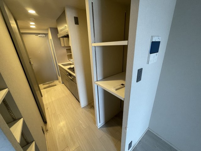 ART RESIDENCE IN OoTAKA-no-MORI　の内装