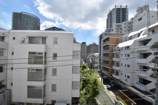 【展望】 | 即日のご見学も可能です！お気軽にお問い合わせください！
バルコニーからの眺望