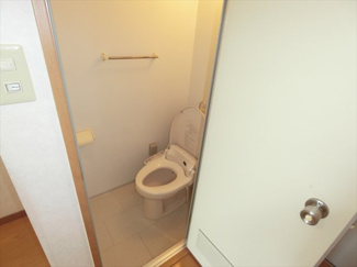 【トイレ】 | プチィフルール | ※4-D号室の写真を参照しております。