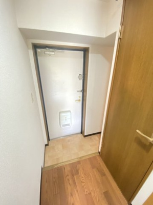 【玄関】 | EAST AS ONE