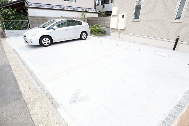 カーサ杜の駐車場