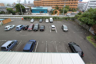 【駐車場】