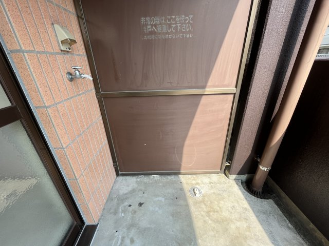 フレール花山手のバルコニー