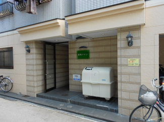 【エントランス】