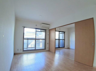 【居間・リビング】 | ファミールグラン