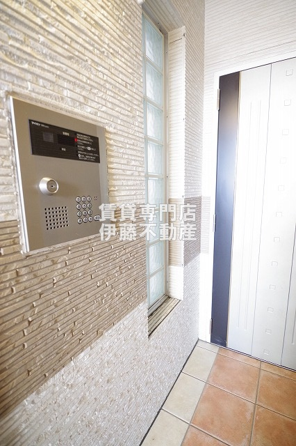 Etoile黒川のエントランス