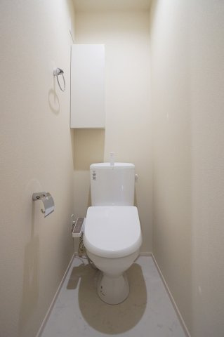 【トイレ】 | ウルメゾン | 暖房洗浄便座付きトイレです