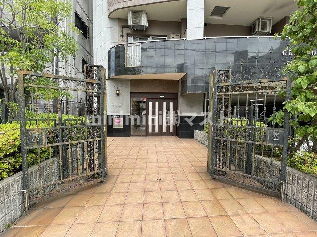セレッソコート上本町EASTのエントランス