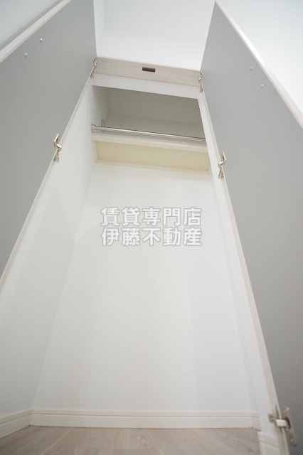 CRASTINE上飯田東町4丁目の収納