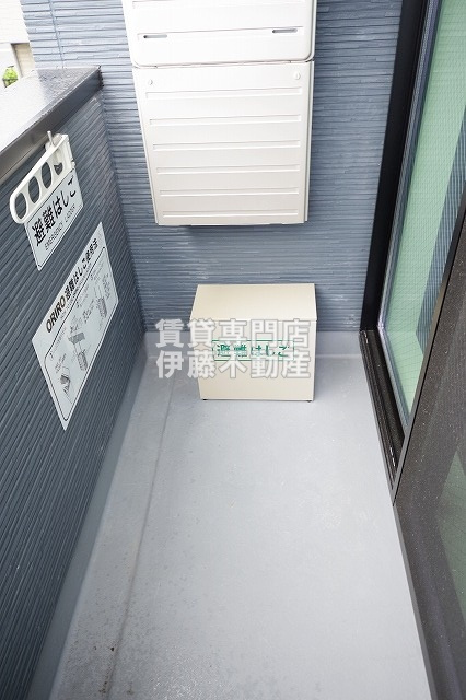 CRASTINE上飯田東町4丁目のバルコニー