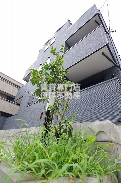 CRASTINE上飯田東町4丁目の外観