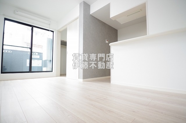 CRASTINE上飯田東町4丁目の居間・リビング