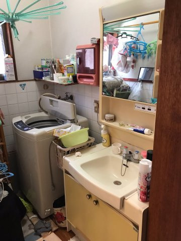 和歌山市中島・中古戸建・54385の洗面所