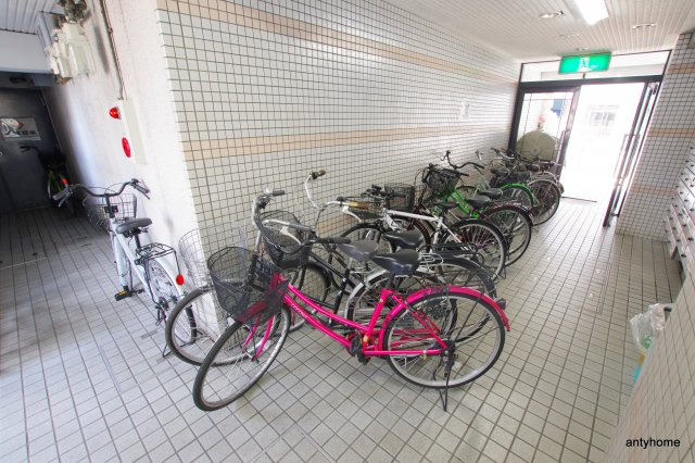 ファーストリバー　仲介手数料無料の駐車場