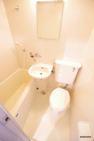 ファーストリバー　仲介手数料無料の浴室