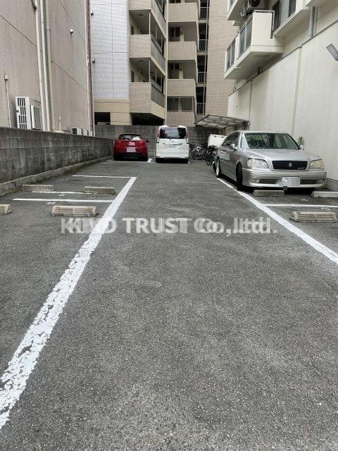 メゾンベルクレール中津の駐車場|駐車場完備です